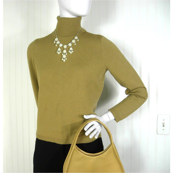 Pendleton Tops - Pendleton turtle neck fine knit top size medium long sleeve 100% merino wool